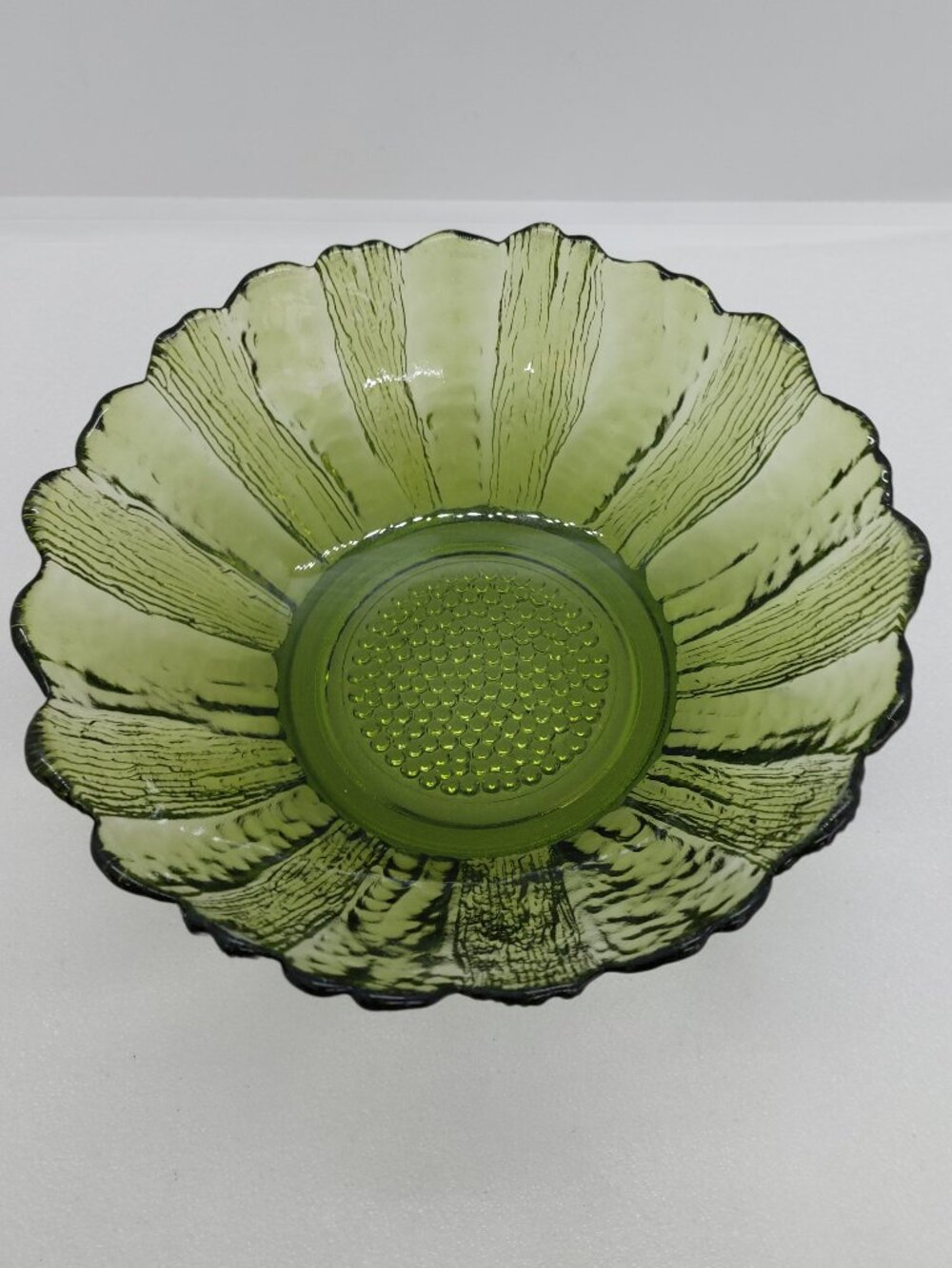 2 Vintage Indiana Glass Avocado Green Sunflower 6.5"  Bowl